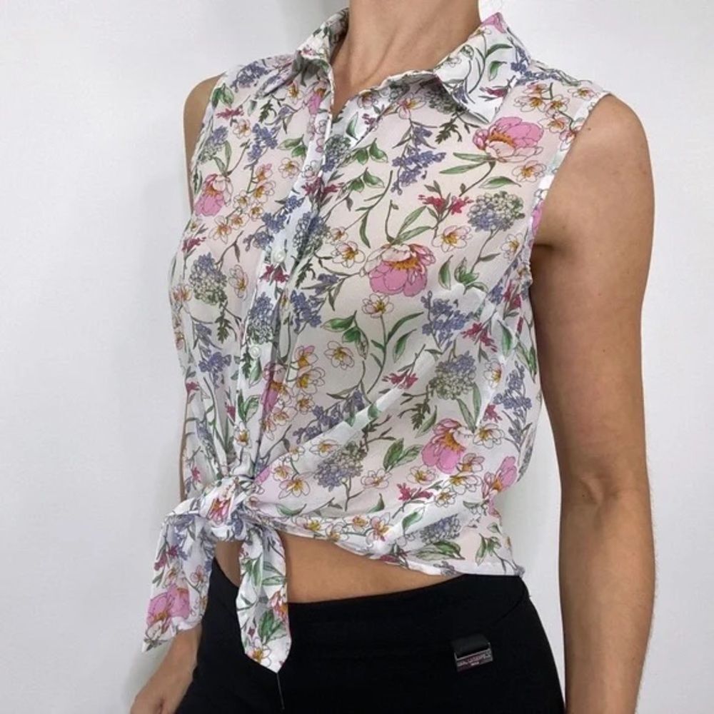 H&M Floral Sleeveless Button-Up Blouse – Lightweight & Sheer – Size 4